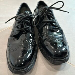 Cole Haan lunargrand wingtip black patent leather. Used only twice. 10.5.